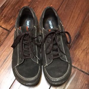 MUK LUKS sneakers mens - size 9- never worn!